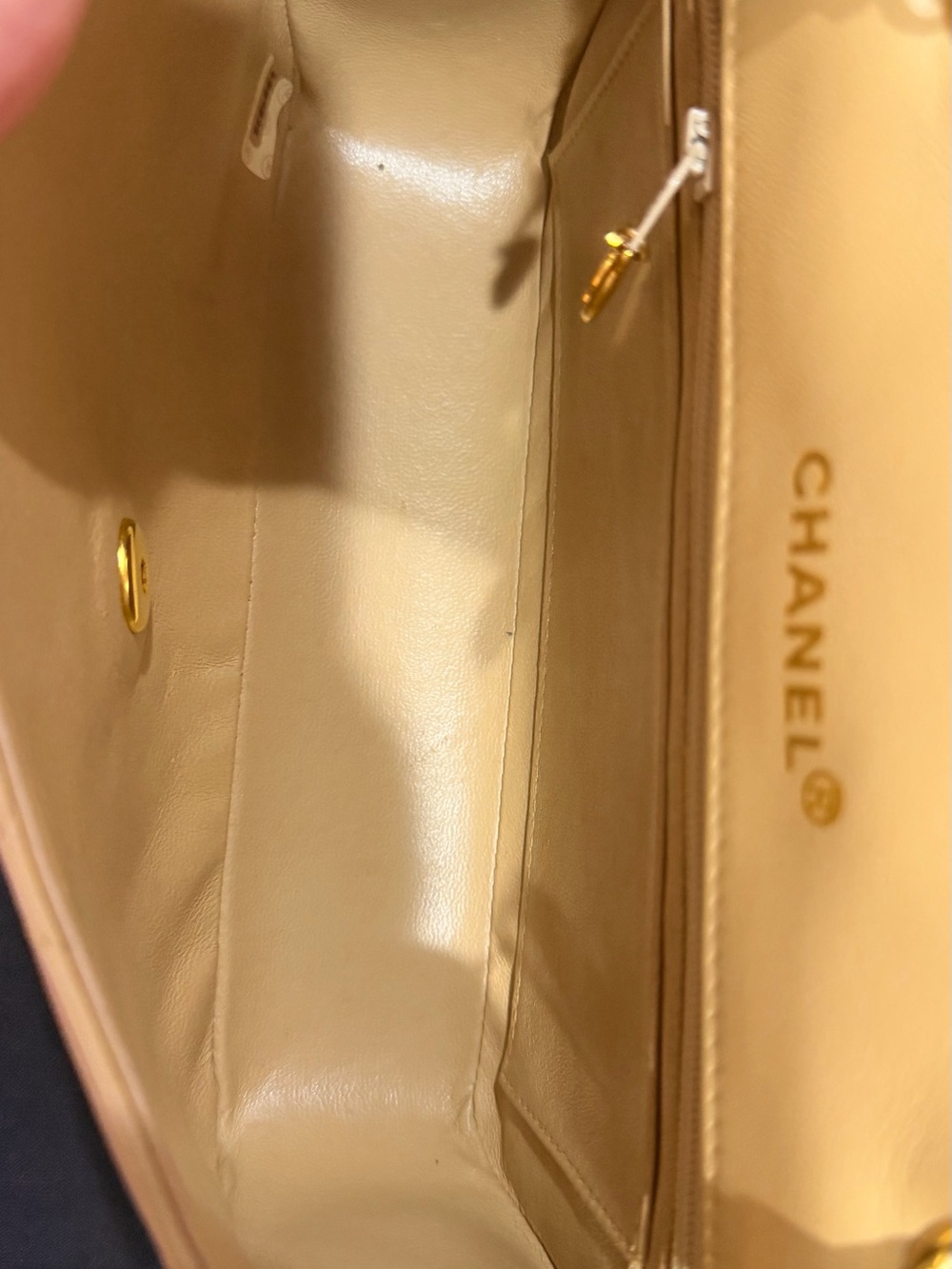 CHANEL Quilted Shoulder Bag in Pale Yellow with Gold Chain - Picture 8 of 10